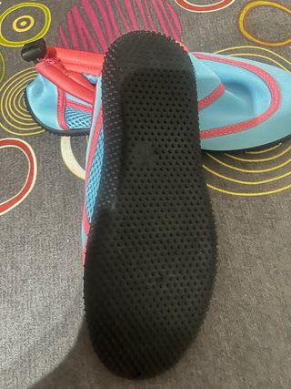 Zapatos de agua niña