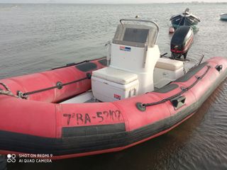 Zodiac, semirrigida, barca, 4 tiempos