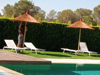 Sombrillas de carri verzo mimbre