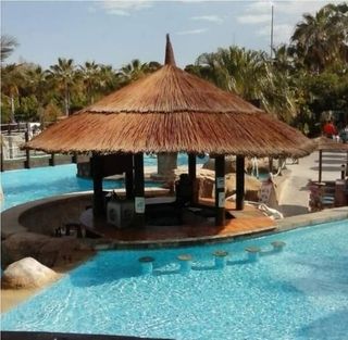 Sombrillas de carri verzo mimbre