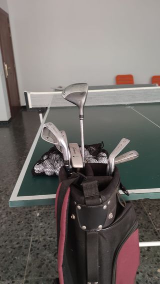 palos de golf INESIS 300 con bolsa y  bolas