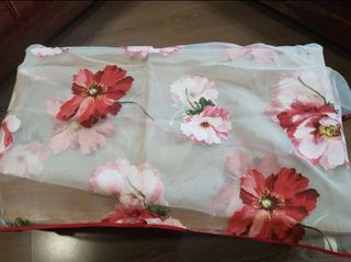 Copritovaglia trasparente con fiori