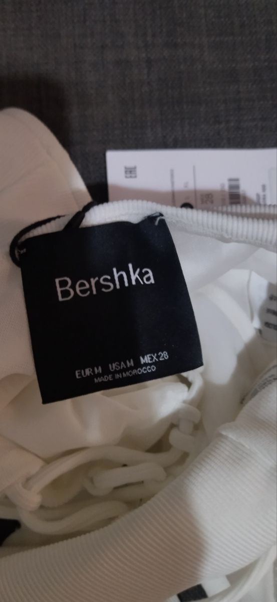 Body Bershka M