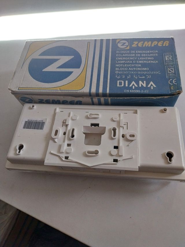 Alumbrado de emergencia