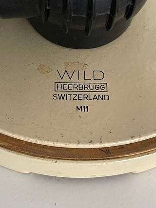 Microscopio antiguo WILD