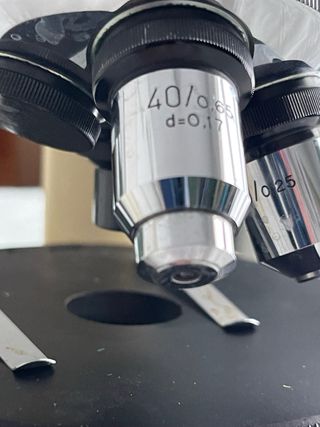 Microscopio antiguo WILD