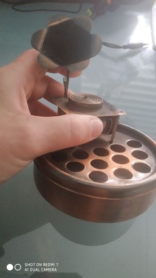 Mechero timón y cenicero por 5€