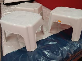 ESCALÓN PORTÁTIL NUEVO..