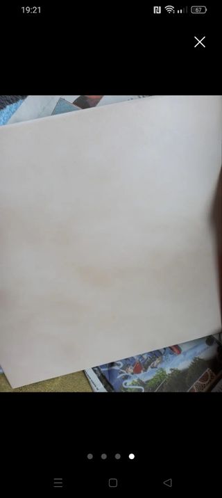 23 BALDOSAS DE GRES BEIGE MARMOLADO