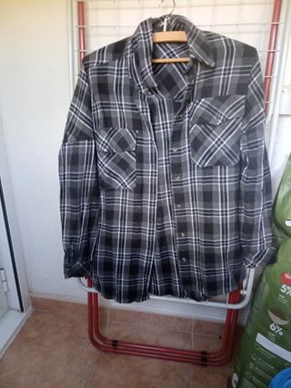 Sobrecamisa Stradivarius talla XS