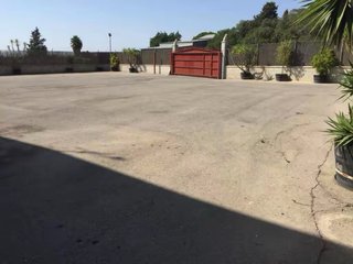 SE VENDE FINCA CON NAVE Y INVERNADERO Y PARCELA