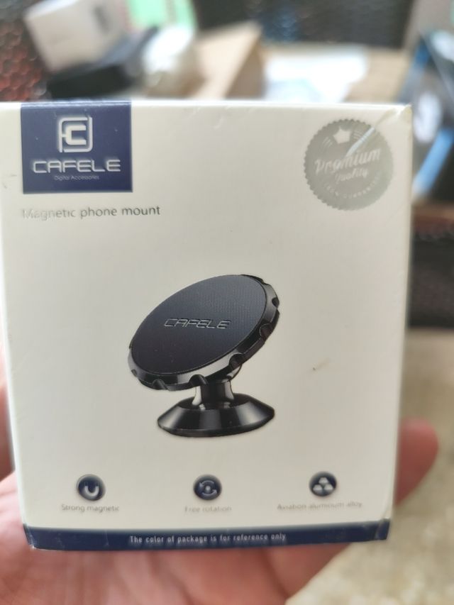 SOPORTE MAGNÉTICO MÓVIL 