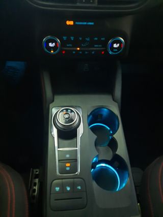 FORD KUGA ST-LINE HIBRIDO-ELECTRICO AUTOMATICO