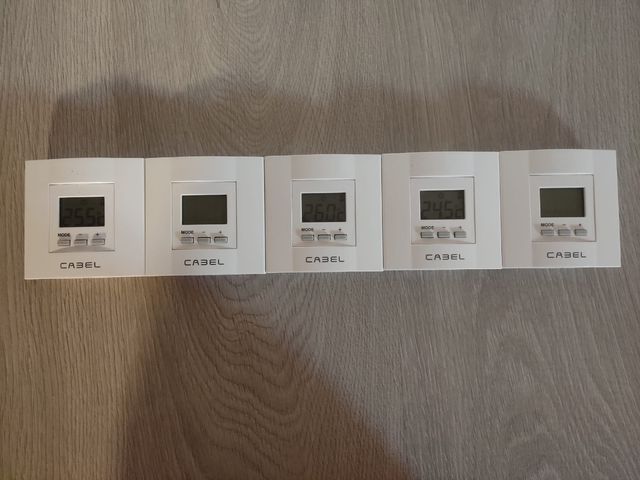 Termostatos universales