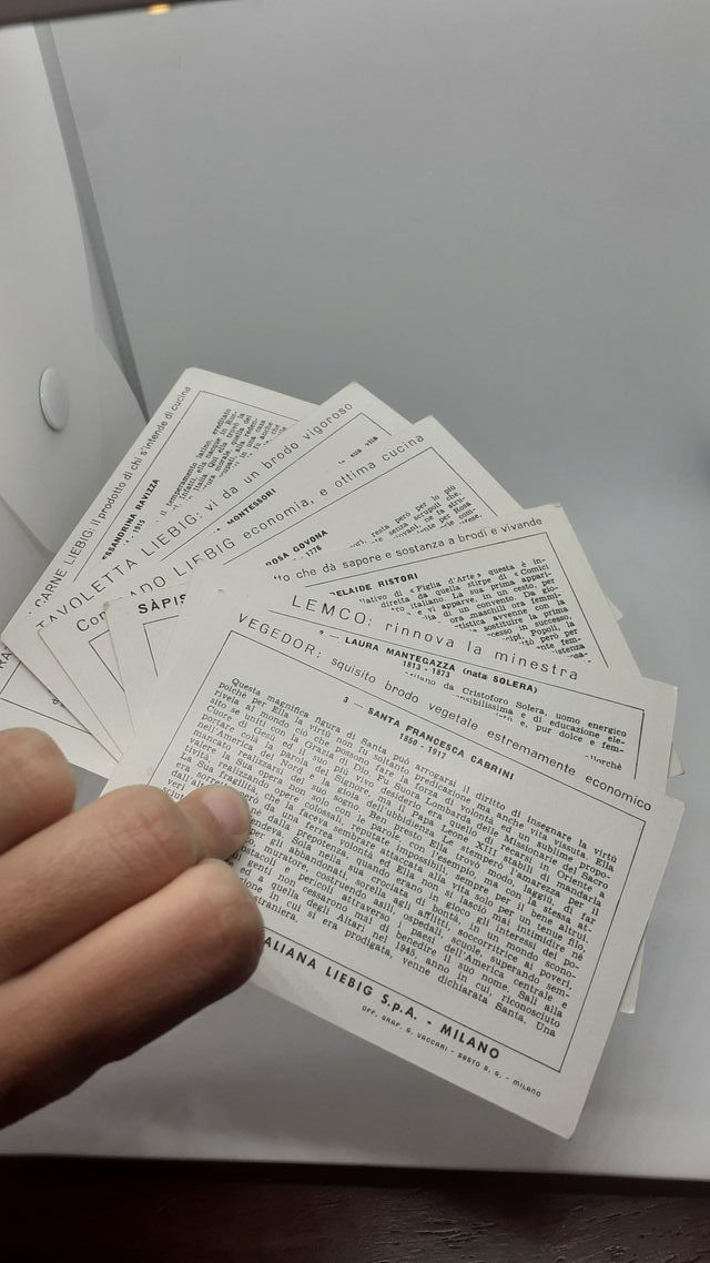 Figurine Liebig Celebri benefattrici italiane