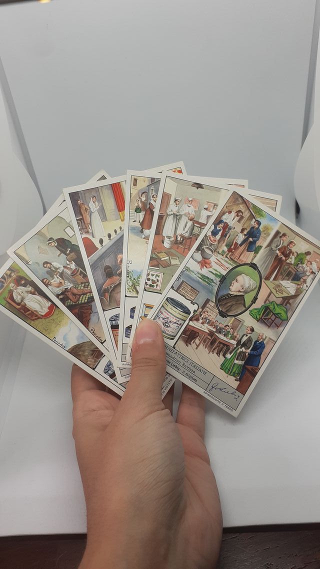 Figurine Liebig Celebri benefattrici italiane