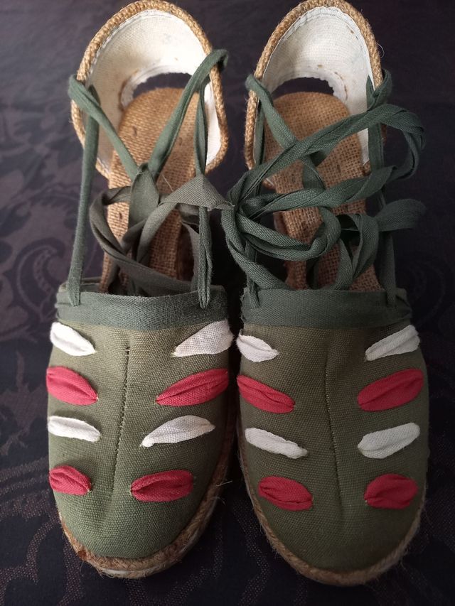 Sandalias/Alpargatas con tacón, talla 37