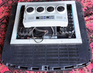 Equipo de aire acondicionado autónomo