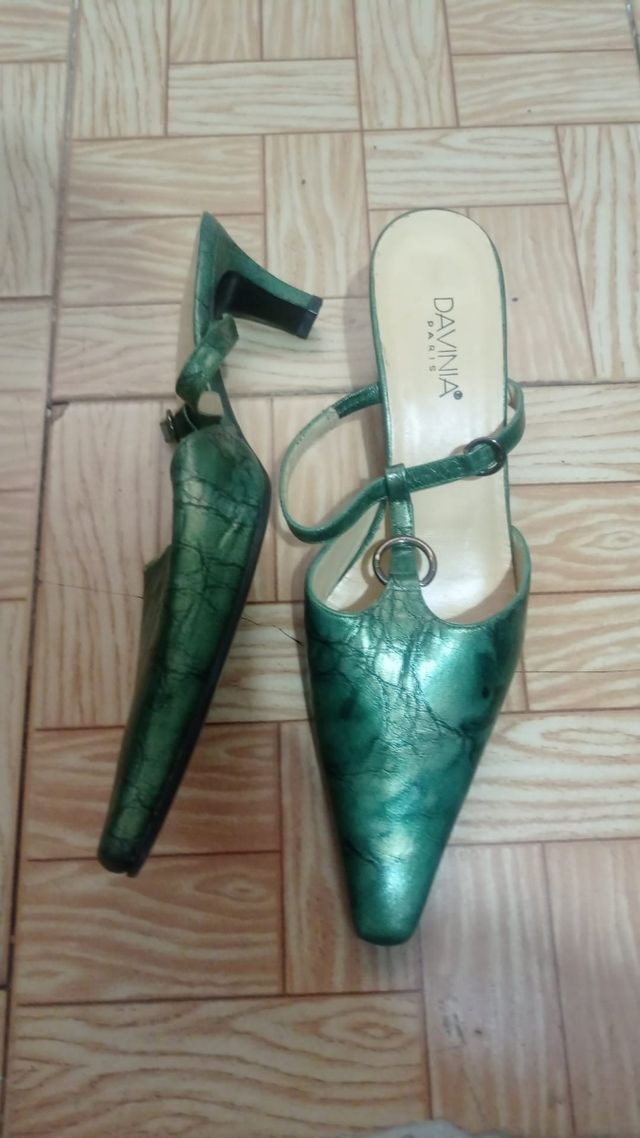 Zapatos piel verde mujer