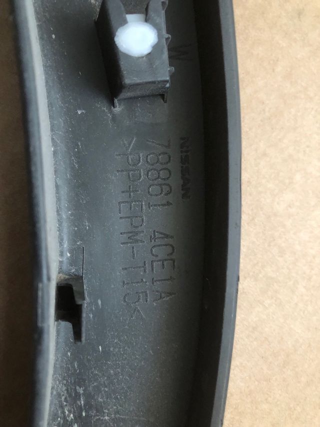 Aletin trasero izq Nissan Xtrail T32