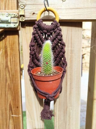 Colgador macramé hecho a mano