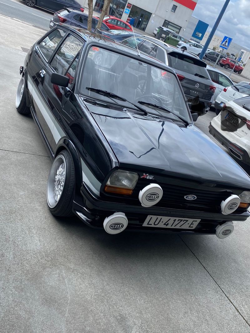 Ford Fiesta 1980 - foto 1