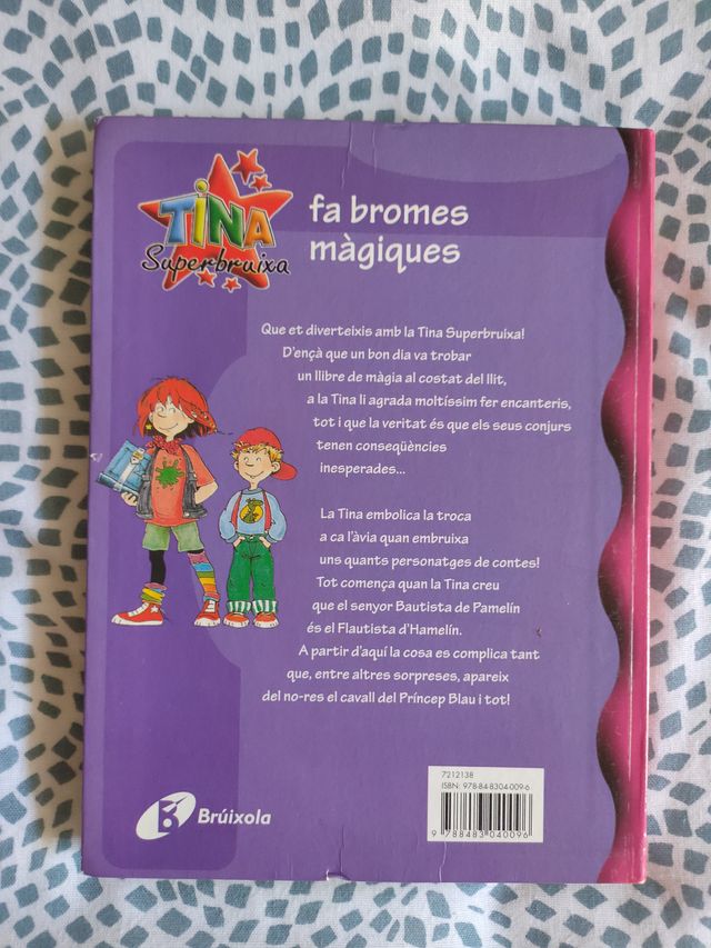 llibre tina superbruixa