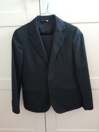 Traje niño marca Tizzas