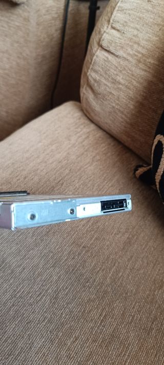 LECTOR GRABADOR PORTATIL ASUS