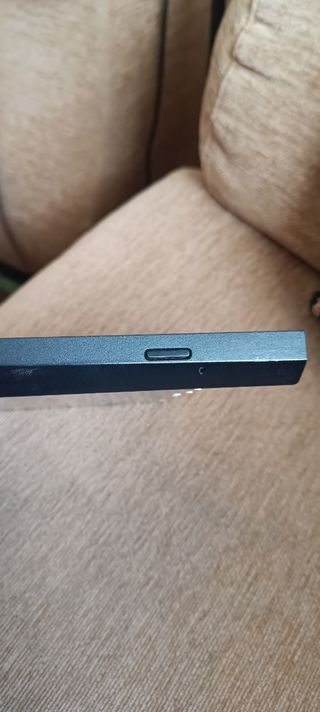 LECTOR GRABADOR PORTATIL ASUS