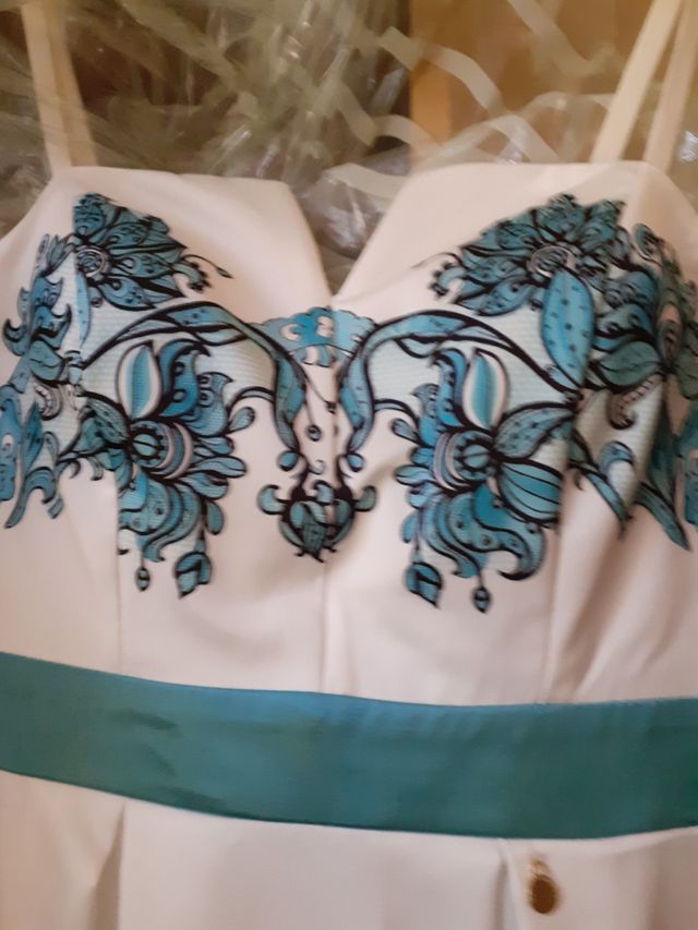 Rinascimento abito corto