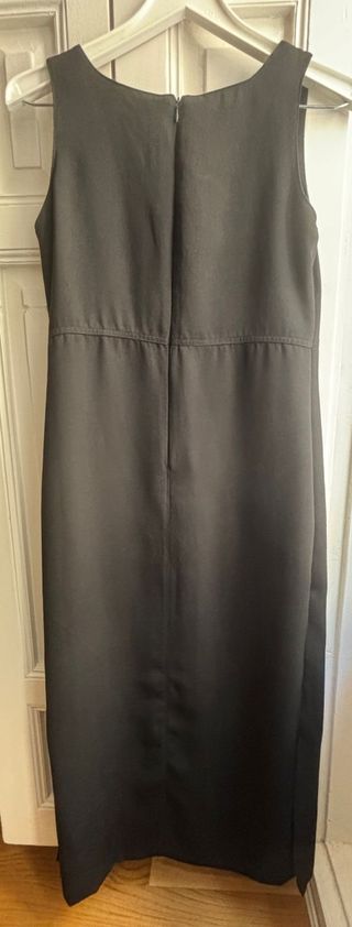 Vestido negro de tirantes