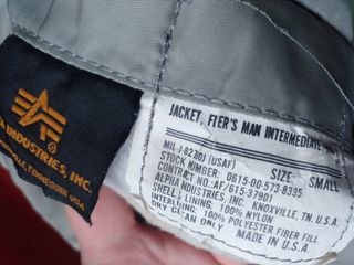 Cazadora MA-1 Alpha Industries