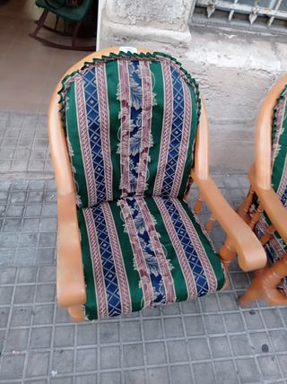 Butacas de madera por 20€