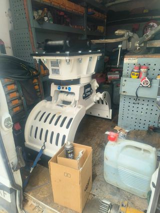 Demolición y escollera