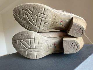 Stivaletti estivi nuovi