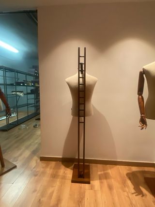 Maniqui hombre madera