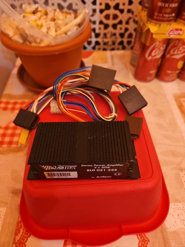 AMPLIFICADOR VOLSKWAGEN