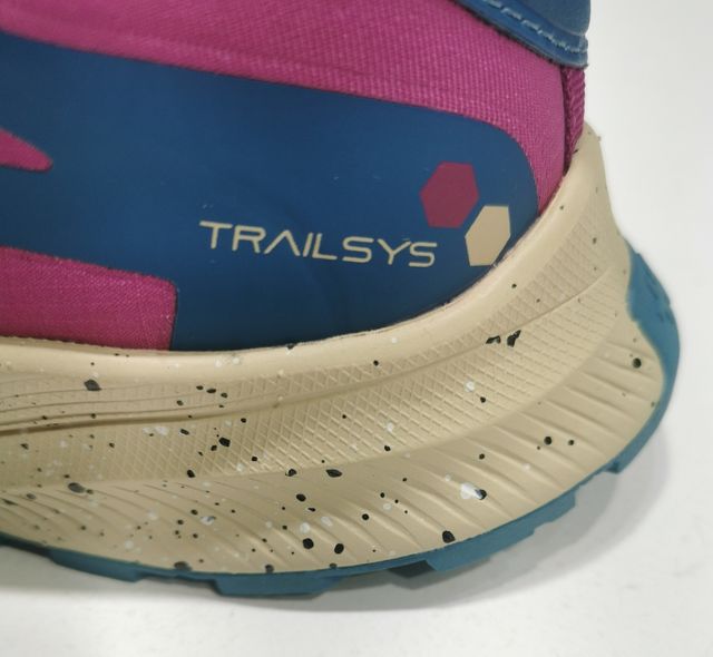 ZAPATILLA TRAIL TIGOR +8000 T/37