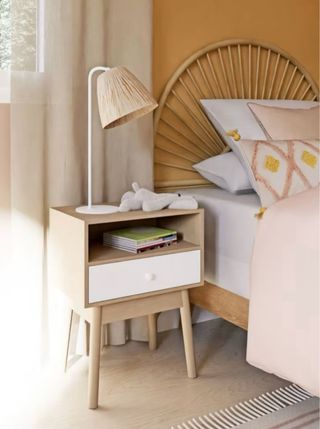 Comodino modello Maison du Monde Spring