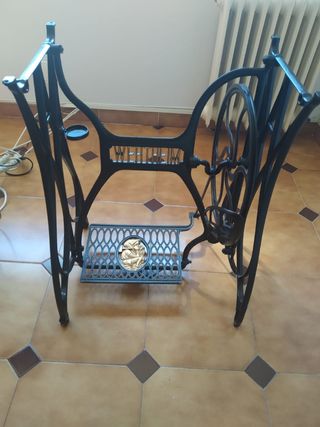 MAQUINA DE COSER