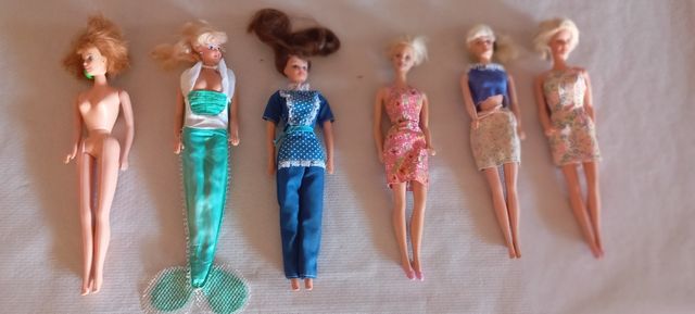 Lotes de  6 muñecas Barbie