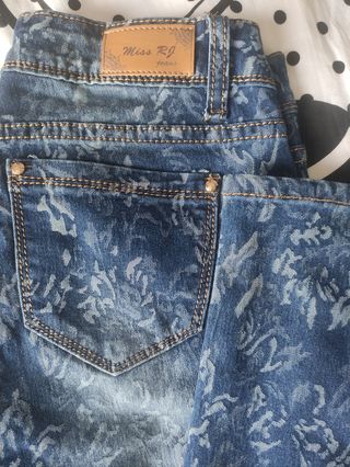 5 vaqueros únicos por 19 euros