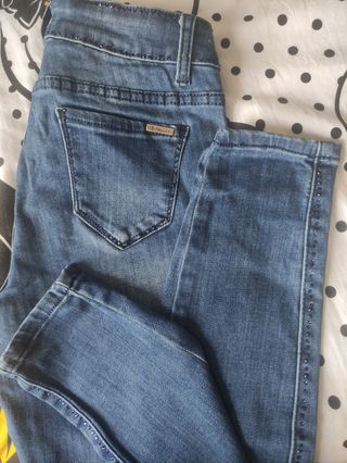 5 vaqueros únicos por 19 euros