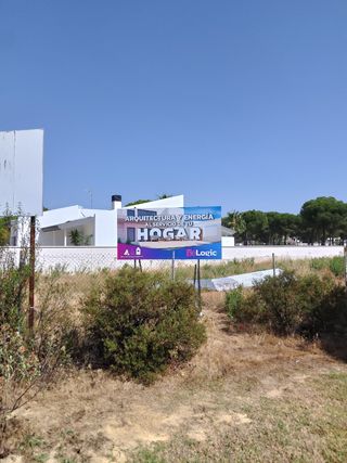 FABRICACION E INSTALACIÓN DE ROTULOS Y VINILOS