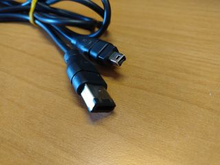 CAVO FIREWIRE STD PORT TO MINI FIREWIRE PORT