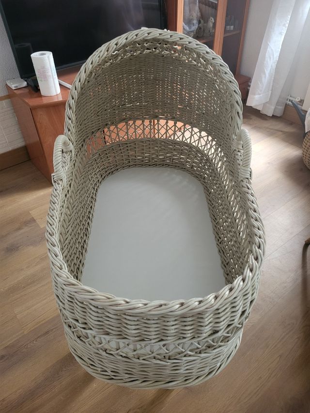 Cesto de Moisés de eco. mimbre