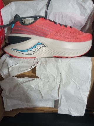 Zapatillas  Saucony Endorphin Shift 3.