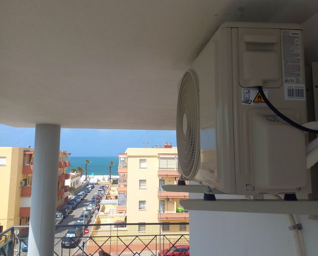 Instalación aire acondicionado y fonta