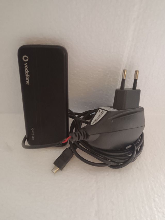 Teléfono móviles Vodafone 236FM